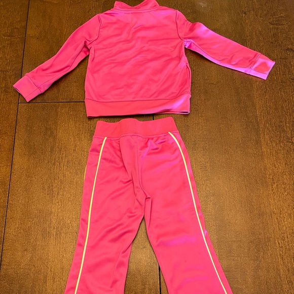 Puma Girls Track Suit - Picture 3 of 7